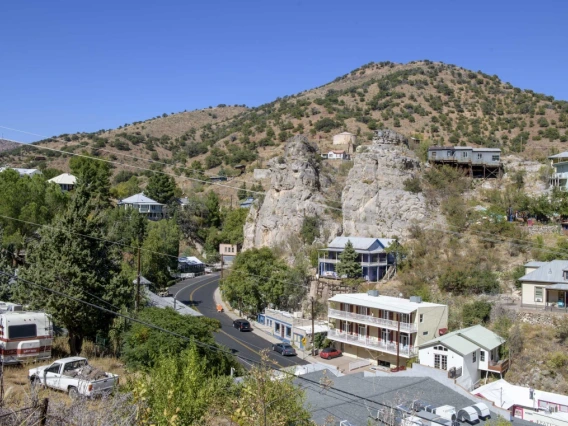 resource poor neighborhood conditions