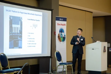 Seung Ju Choi, PhD presenting at 2025 Winter One Health Symposium