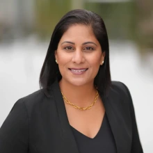 nomita divi headshot