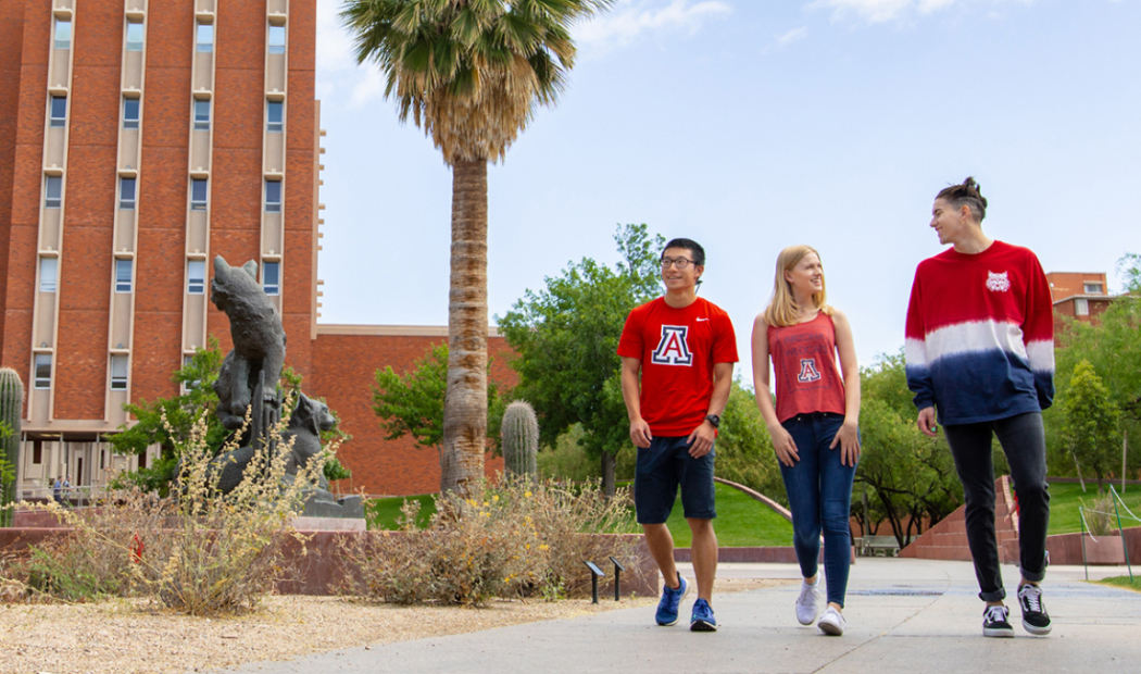 Students walking on Tucson main capmus